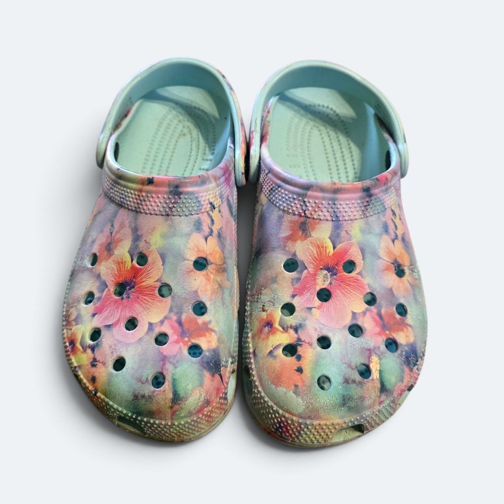 Crocs Tropical Hibiscus Floral Print Multi Color Womens Size 9 Classic Clogs